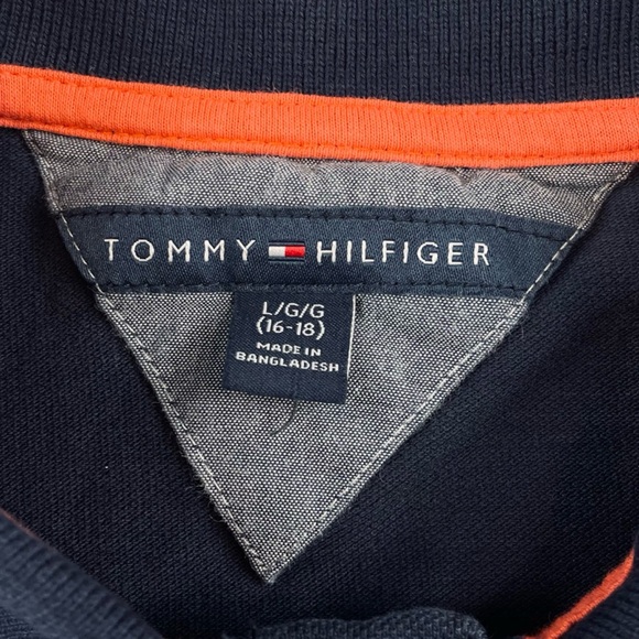 TOMMY HILFIGER • Navy Blue Classic Short Sleeve Polo Shirt - Picture 10 of 16